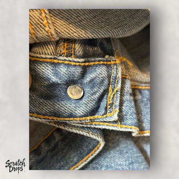 Levi's Men's 560 Loose Fit Tapered Leg Jeans W54 L32 Classic Comfortable Denim - Picture 6 of 9